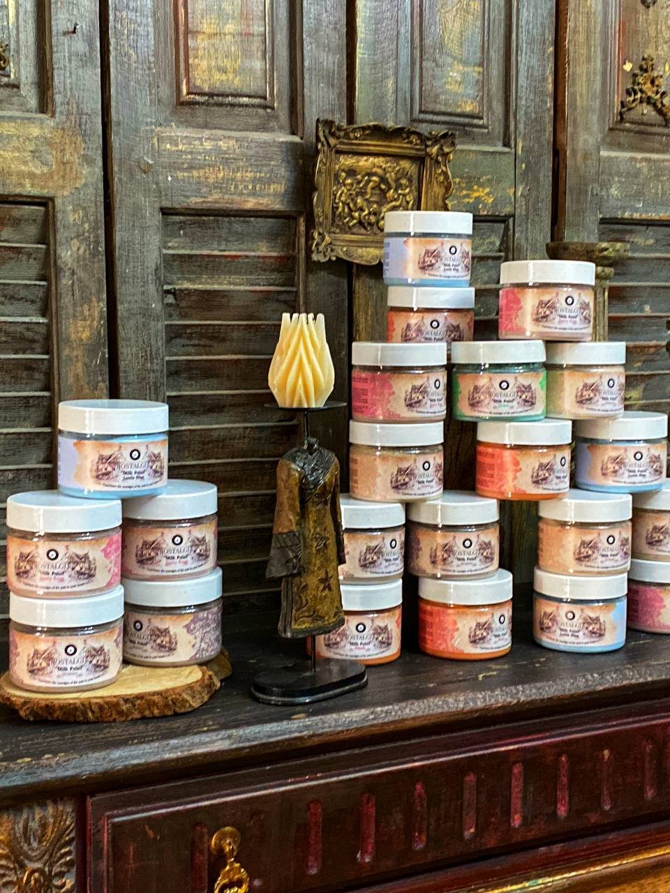 5839451722374827479 Crackle