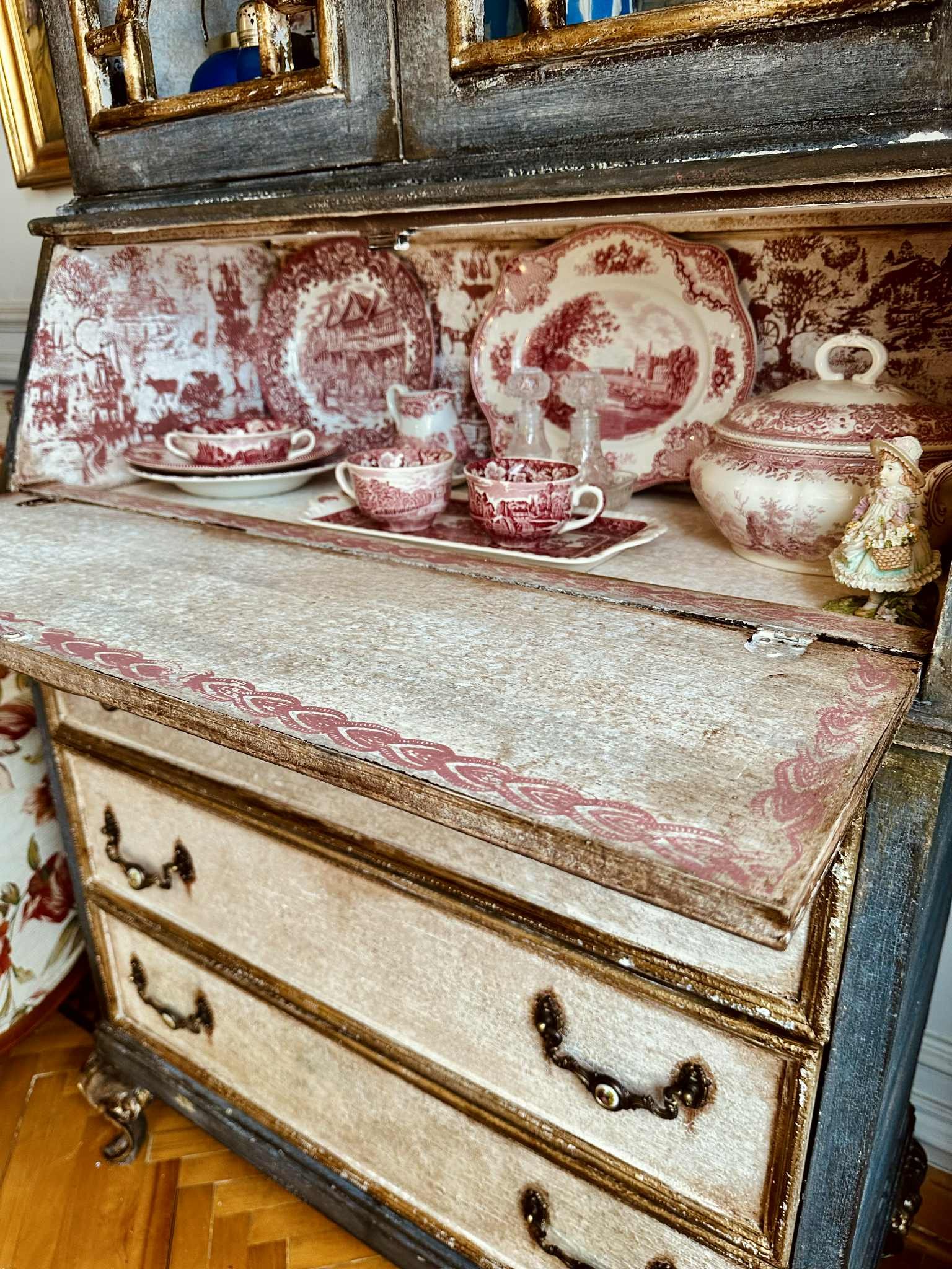 Protected: Milkpaint Crackle Cabient course